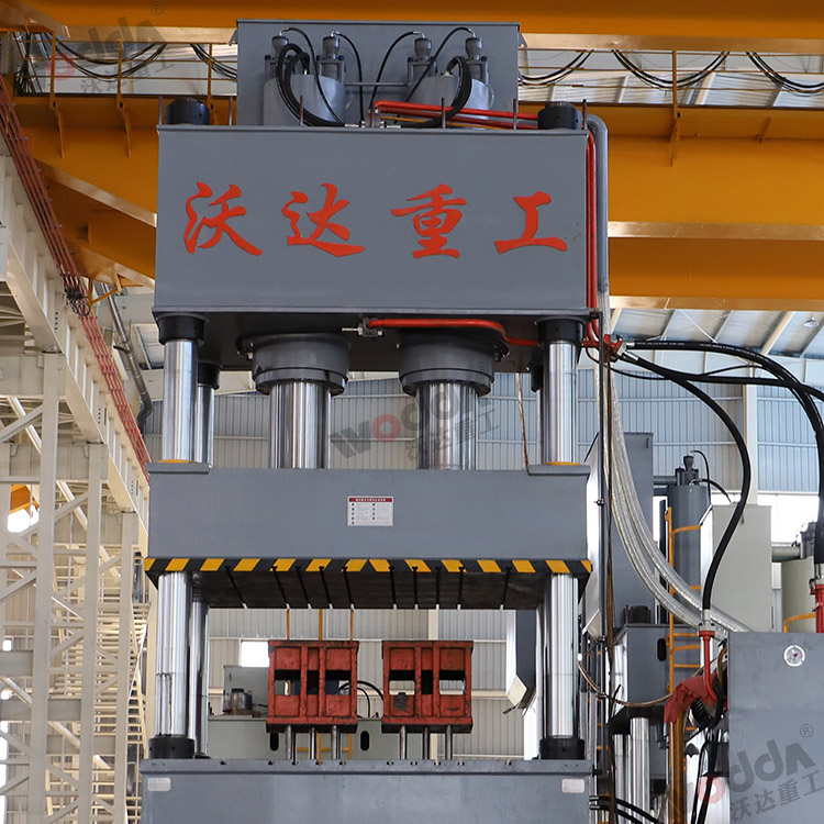 1000液壓機(jī)（立柱、油缸）